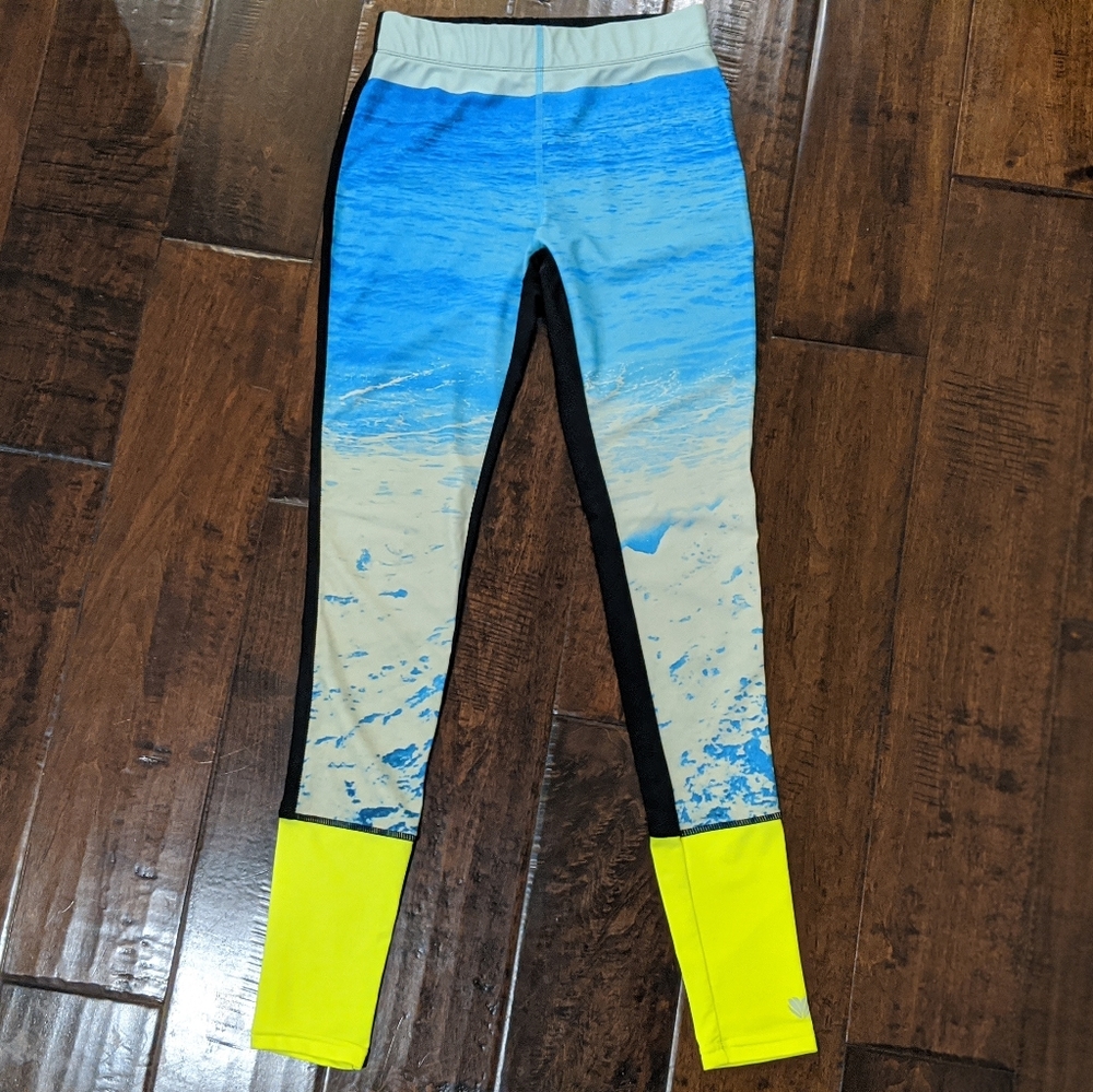 Forever 21 Ocean Leggings